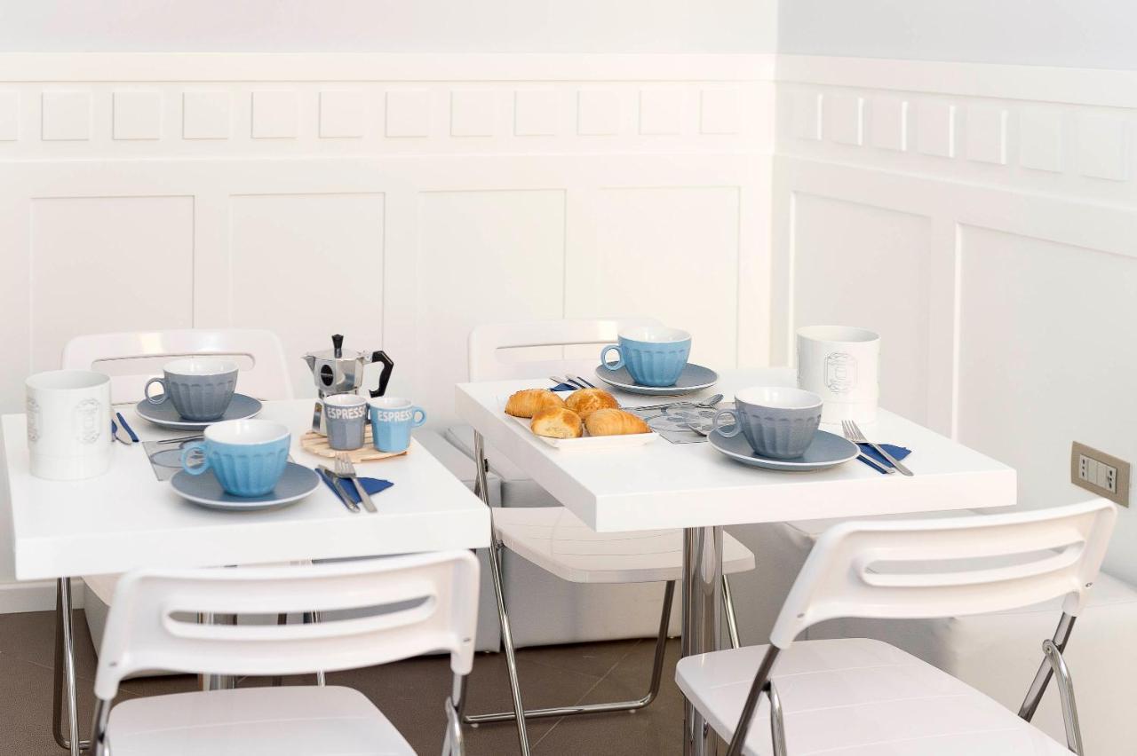 Bed and Breakfast Domusvelata Neapol Zewnętrze zdjęcie